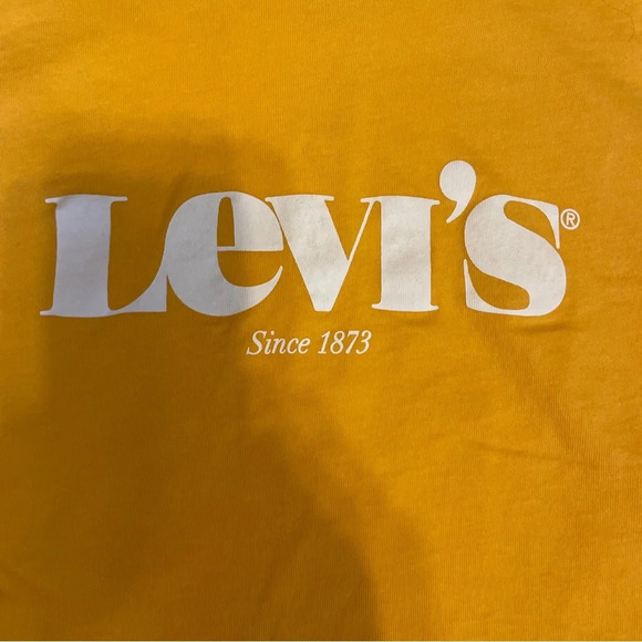 Levi’s yellow gold graphic logo tee t-shirt Women’s size 2X - Picture 2 of 4